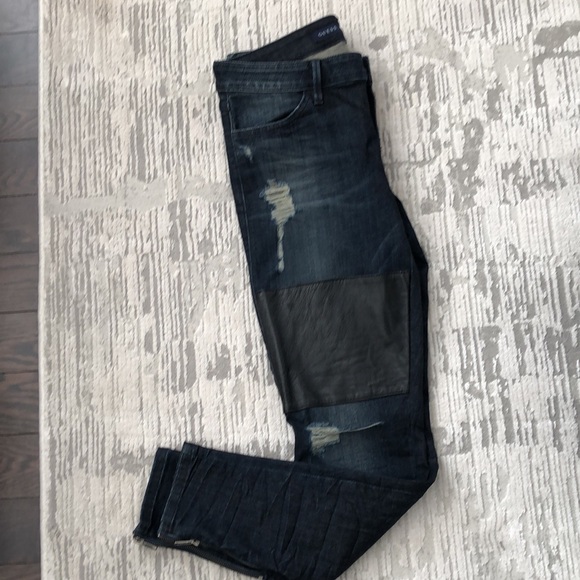 Guess women denim, faux leather mixed. - Picture 3 of 3